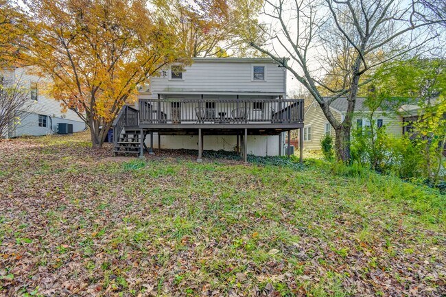 Building Photo - Washington Park 3BR 2Bth Home - available now for both short or long term lease