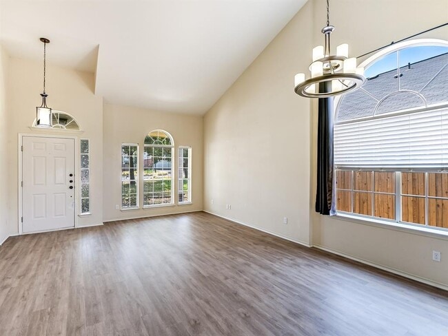 Building Photo - 14440 Lilley Brook Cove