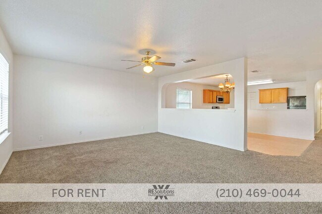 Building Photo - "Charming 3-Bedroom Home with 2 Full Baths and 1,754 Sq Ft of Comfort in Converse, TX!"