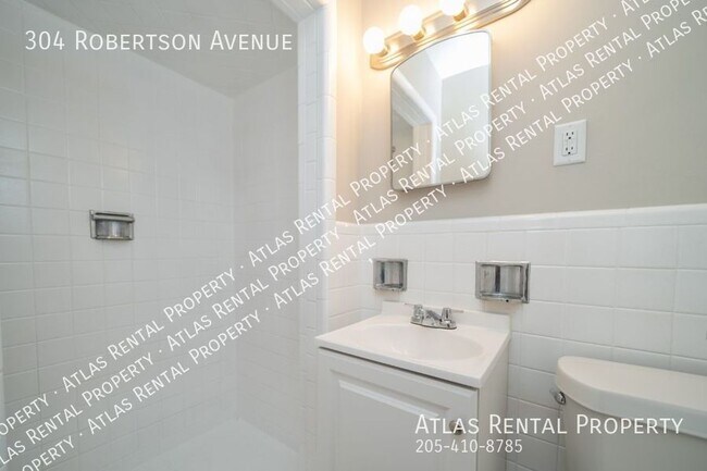 Building Photo - 304 Robertson Ave