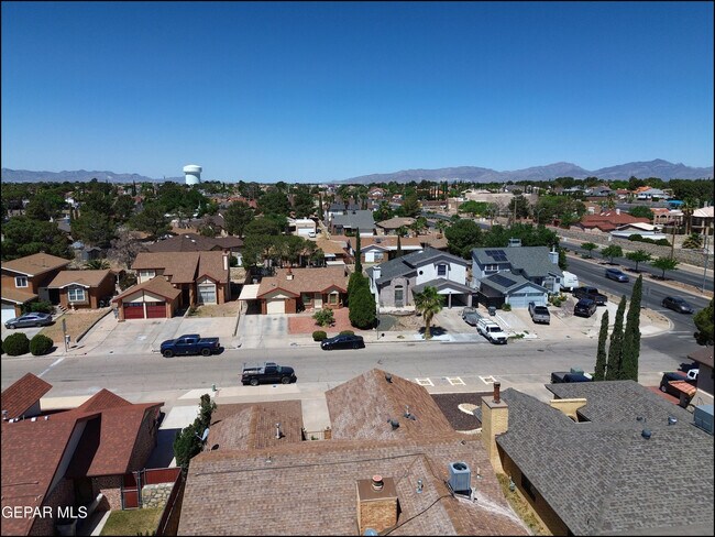 Building Photo - 1857 Ralph Janes Pl