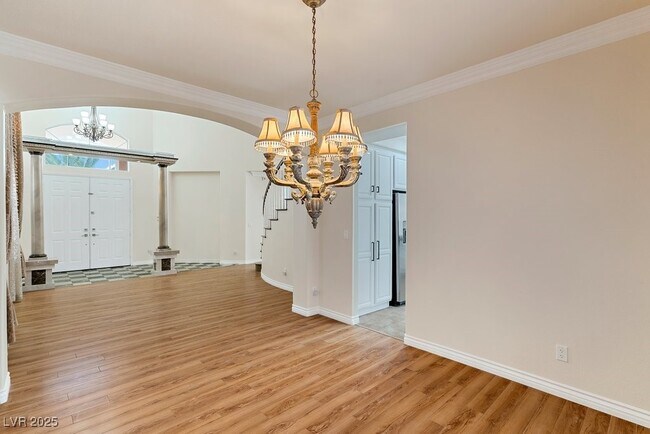 Building Photo - 8594 Lambert Dr