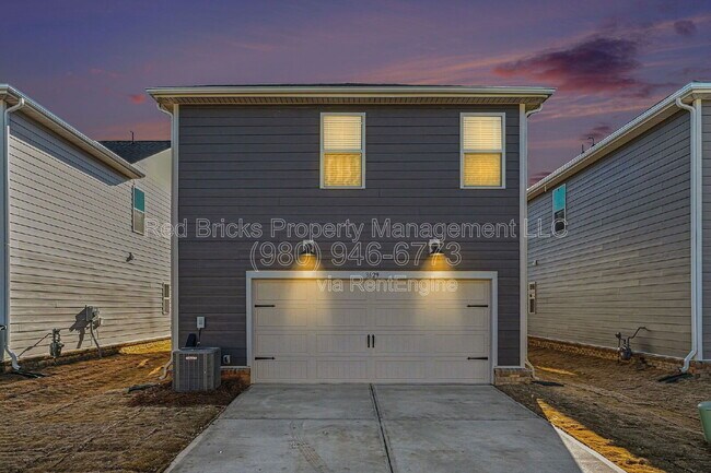 Building Photo - 3629 Edisto Pl