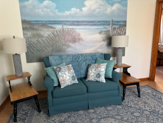 Building Photo - 2 John St