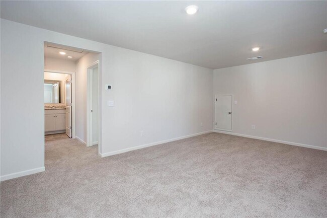 Building Photo - 61 Grv Spgs Ct
