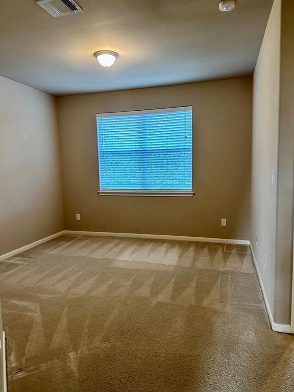 Building Photo - 512 Eberhart Ln