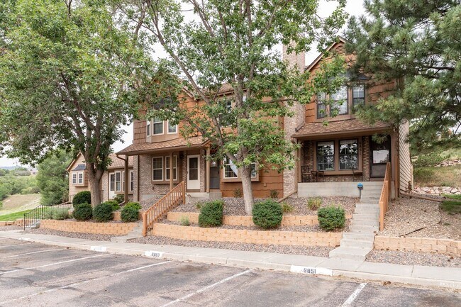 Building Photo - 6853 Mountain Top Ln