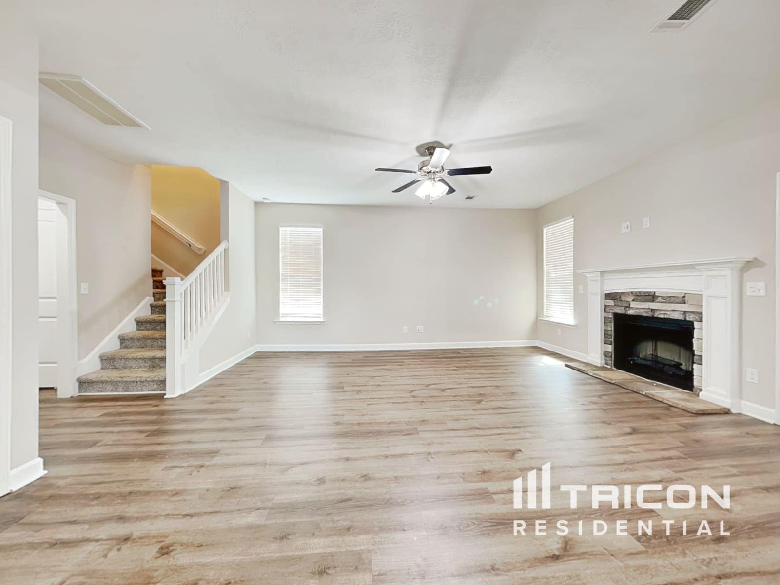Building Photo - 729 Goodale Dr