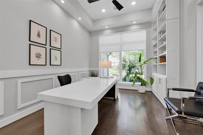 Building Photo - 19 Acorn Cluster Ct