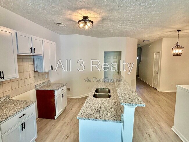 Building Photo - 6524 Mallard Cove Ln