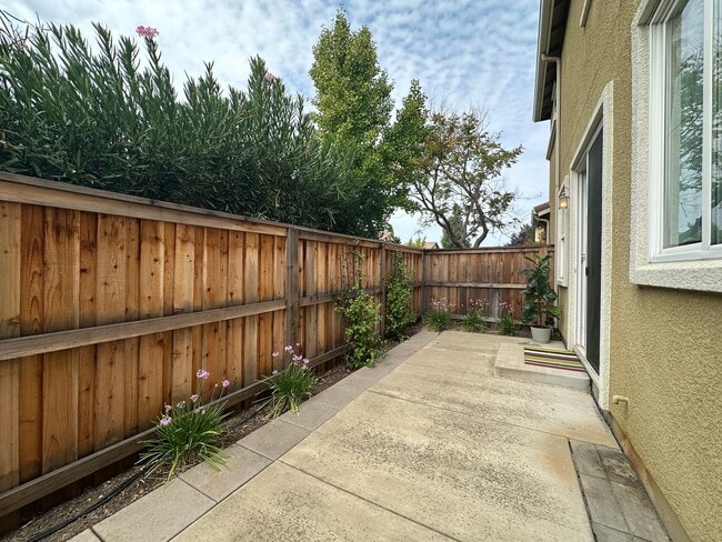 Building Photo - Three Bedroom Corner Lot Home