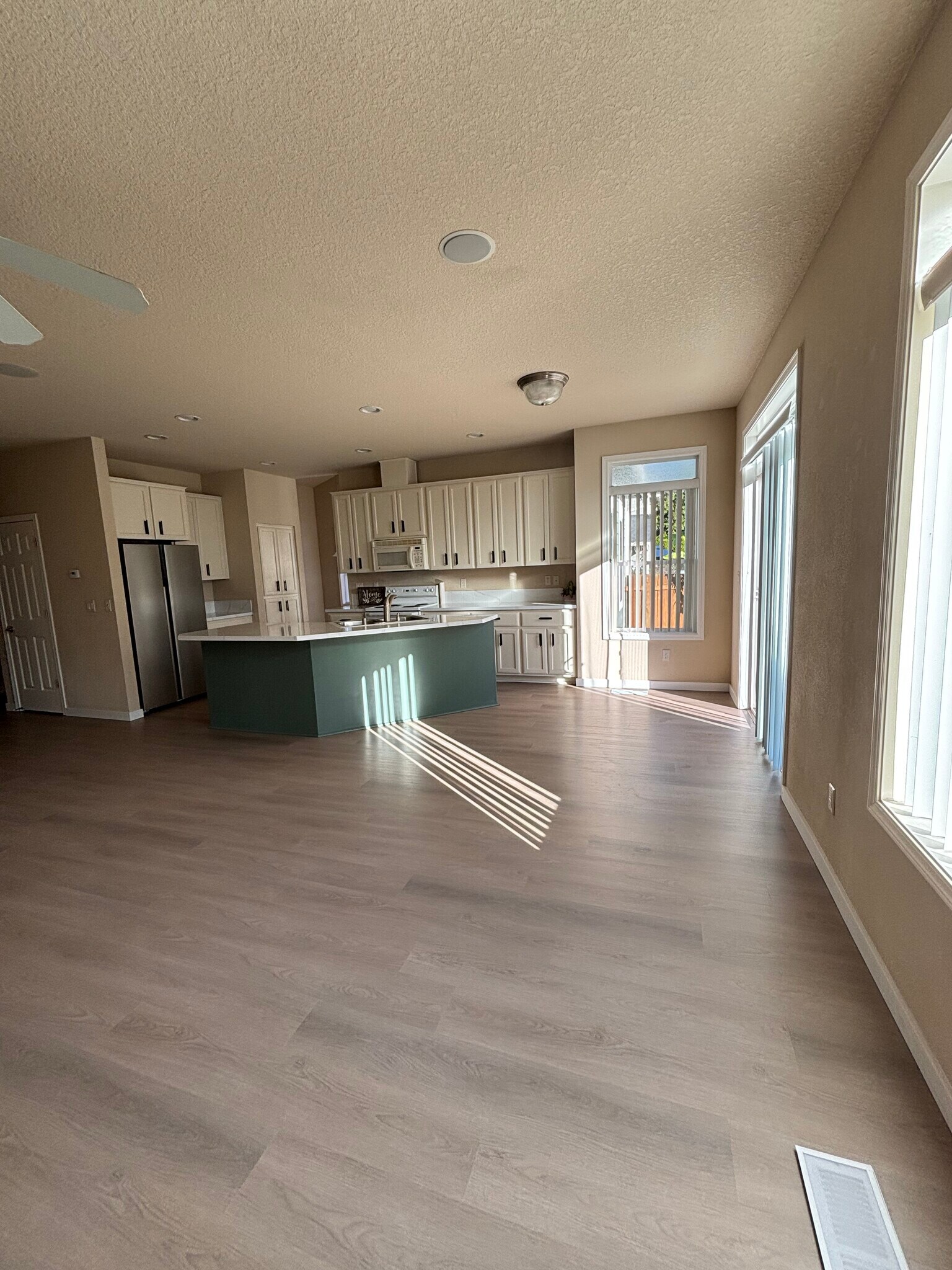 Building Photo - 5119 NE 90th St