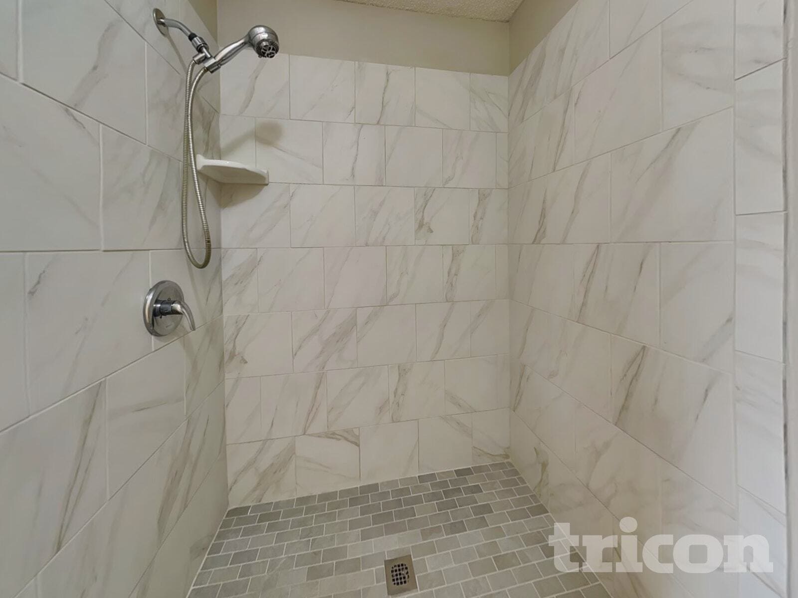 Building Photo - 1885 Ontario Ct