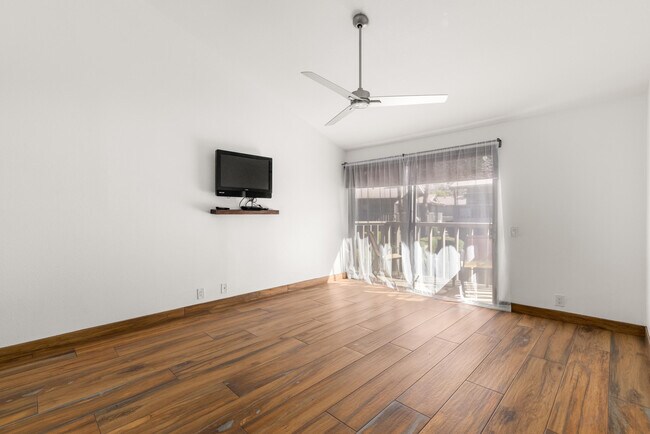 Building Photo - 46642 Arapahoe Cir