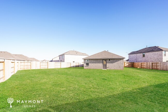 Building Photo - Live the Sunterra Lifestyle: Lagoon, Pool & More