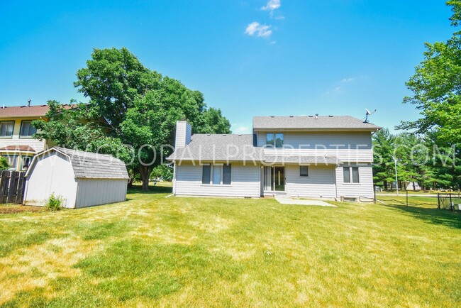Building Photo - 3 Bedroom West Des Moines Home for Rent