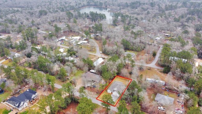 Building Photo - 14922 Indian Hill Trail