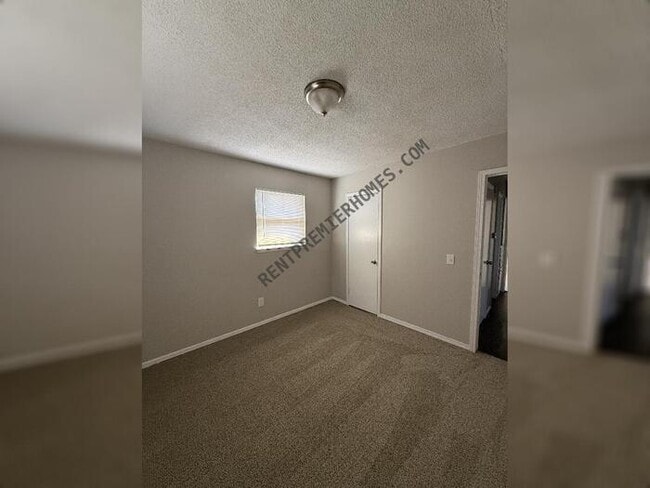 Building Photo - 429 NW 86th St