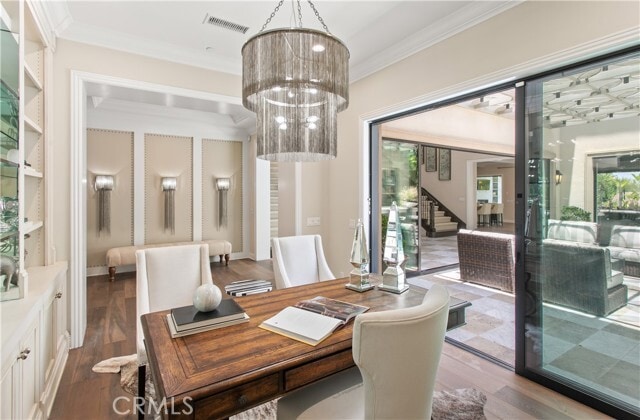 Building Photo - 121 Amber Sky