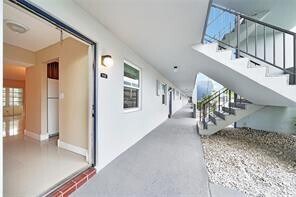 Building Photo - 7897 Golf Cir Dr