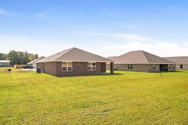 Building Photo - 5571 Hebron Rd