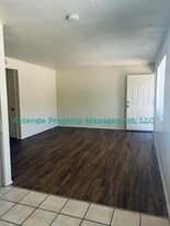 Building Photo - 401 Dorado Pl SE