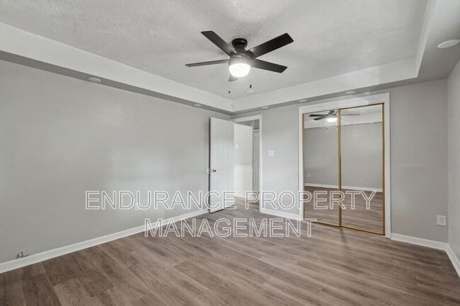Building Photo - 9500 Ridgemoor Ave