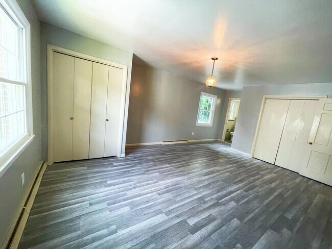 Building Photo - 309 Dorchester Rd