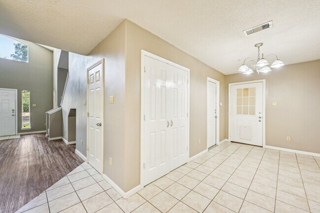 Building Photo - 100 Westpark Dr