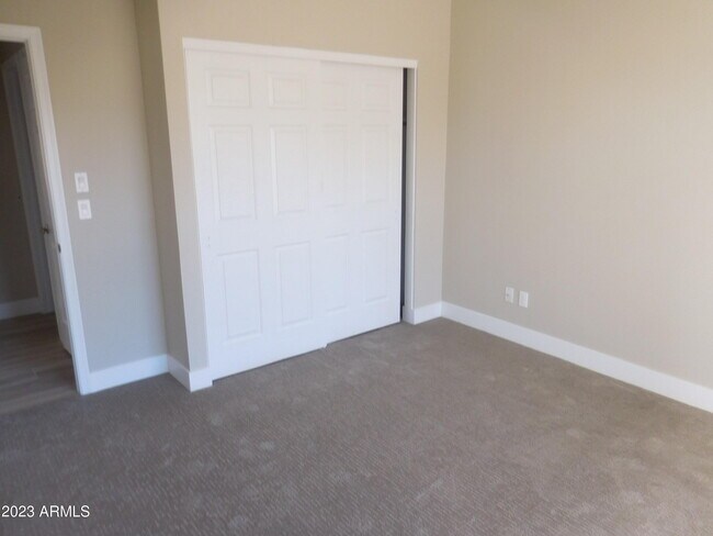 Building Photo - 13253 N 101st Way