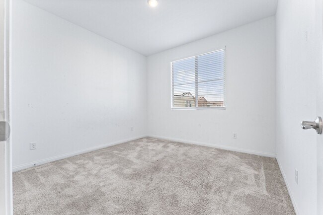 Building Photo - 16616 Strategy Pl