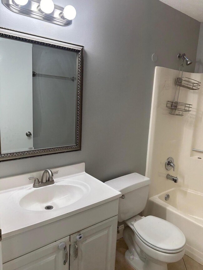 Building Photo - 10084 Boynton Pl Cir