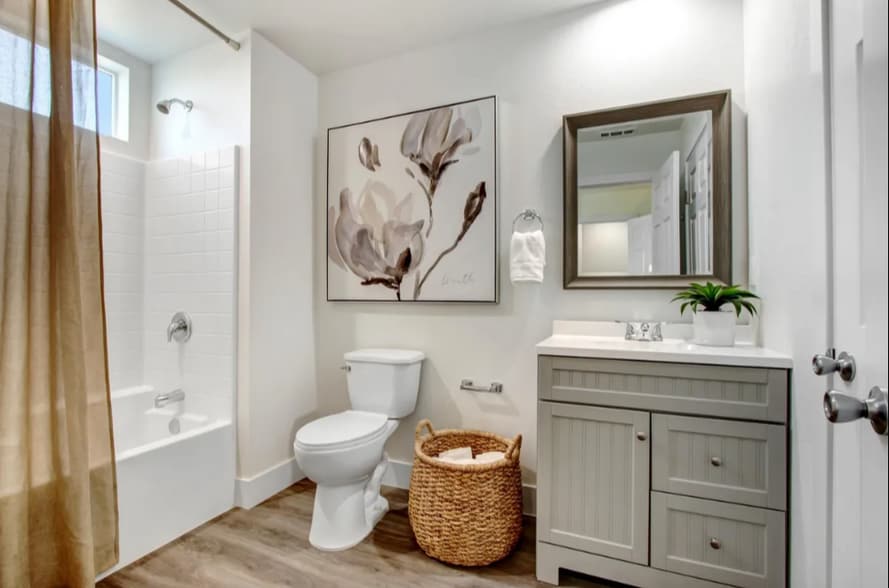 Building Photo - 1115 E Artesia Blvd