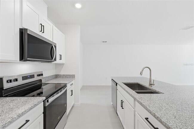 Building Photo - 2770 Raindrop Run St