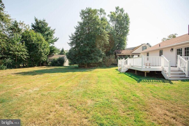 Building Photo - 196 Munger Ave