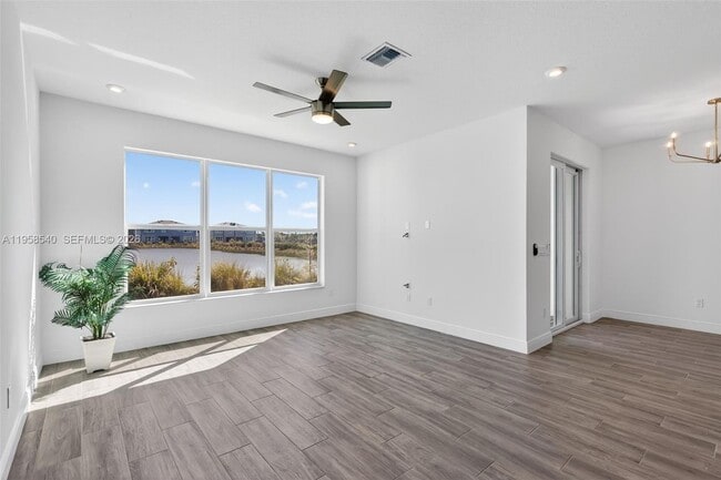 Building Photo - 3574 NW Solange Ct