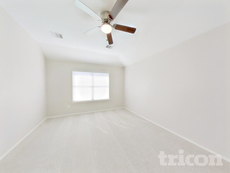 Building Photo - 15426 Rancho Joya Wy