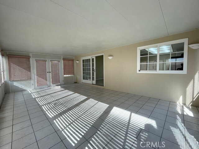 Building Photo - 825 Ardmore Ct