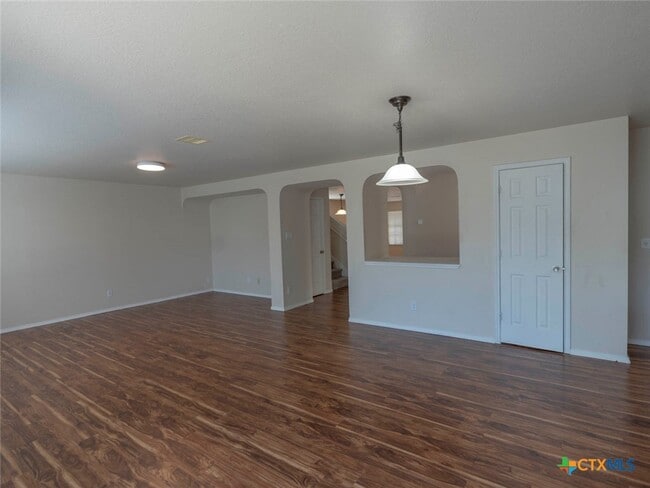 Building Photo - 424 Copper Hill Dr