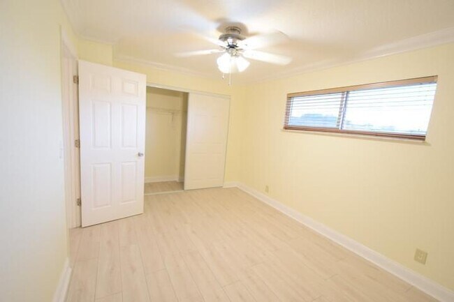 Building Photo - 3101 Florida Blvd