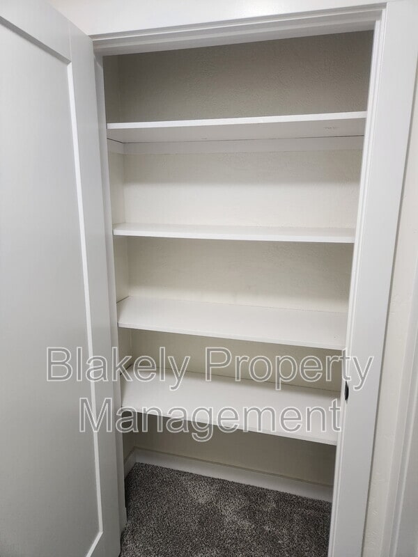 Building Photo - 1317 8th St S