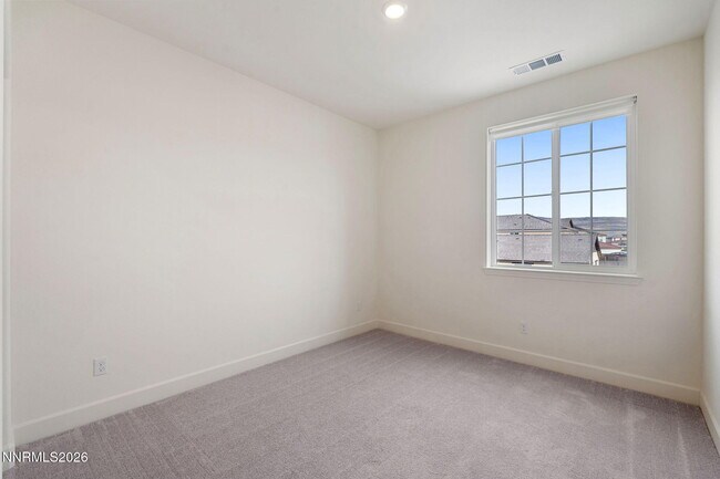 Building Photo - 6747 Ronaldinho Dr