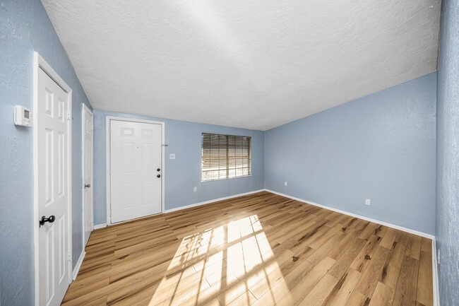 Building Photo - 2301 NW 32nd St