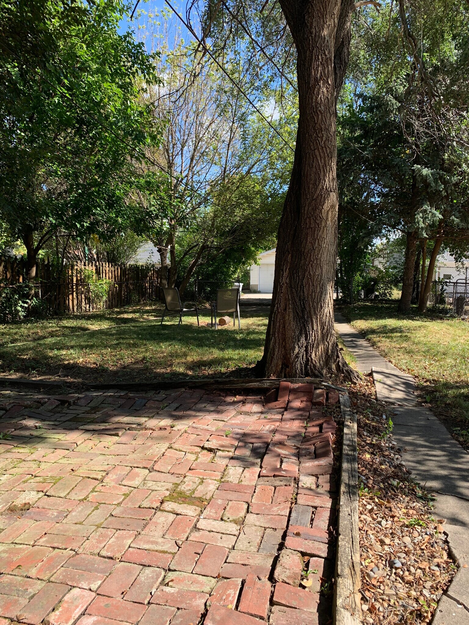 Building Photo - 813 N Bancroft St