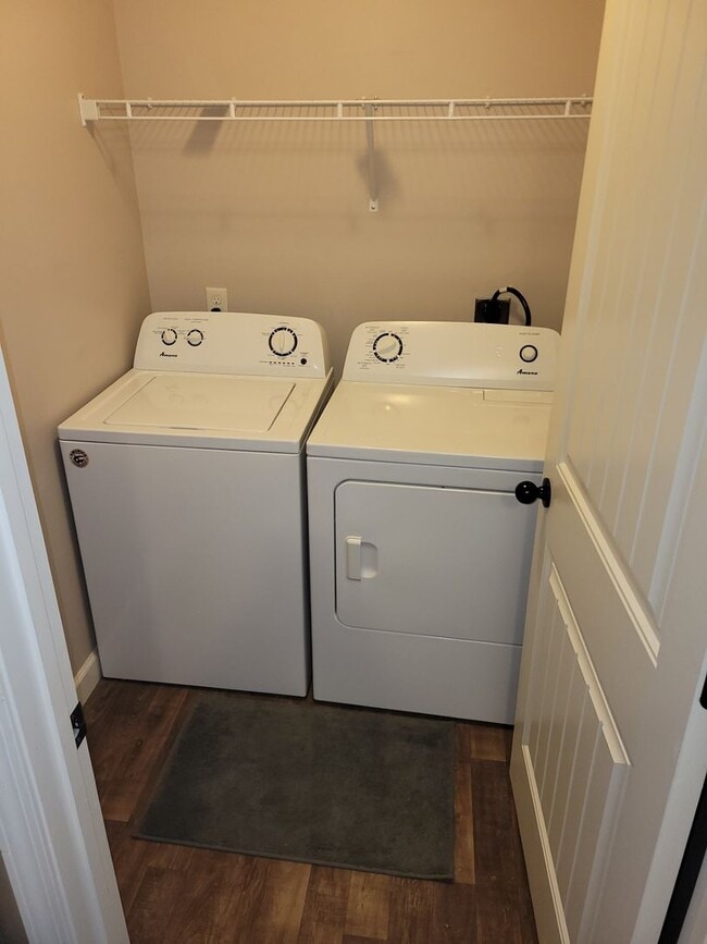 Building Photo - 108 Highland Spgs Lp