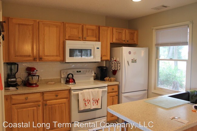 Building Photo - 2 br, 2 bath House - 416 Palm Key Place