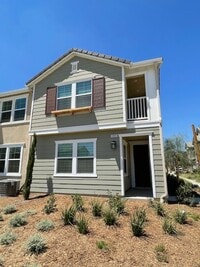 Building Photo - Newer Construction In Ontario over 2000 sq...