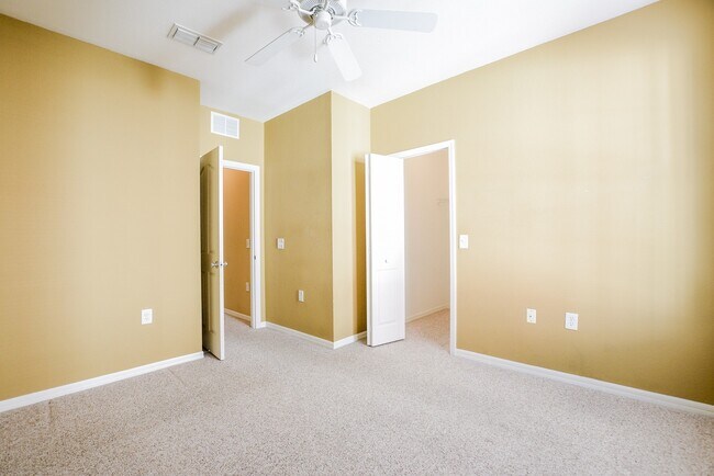 Building Photo - Spacious 3 Bed 2 Bath Unit For Rent in Orl...