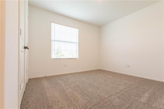 Building Photo - 288 George Neggan Ln