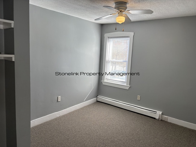 Building Photo - 47 Pine St